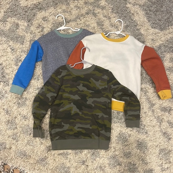 Cat & Jack Other - 3 sweatshirts - all 5T cat and jack great condition